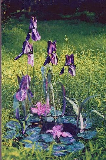 Helena Iris Fountain